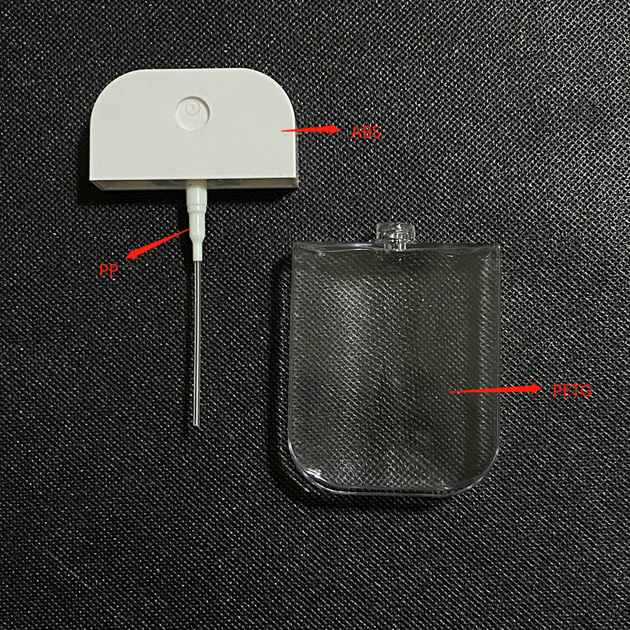 An infographic showing a 50ml spray bottle alongside a calendar illustrating over 30 days of regular use